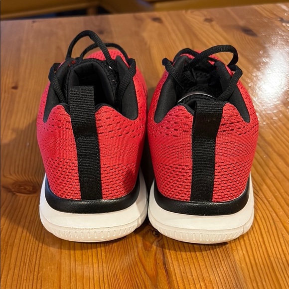 Skechers Red and Black lite-weight Athletic Shoes Breathable Knit Design - Picture 5 of 11